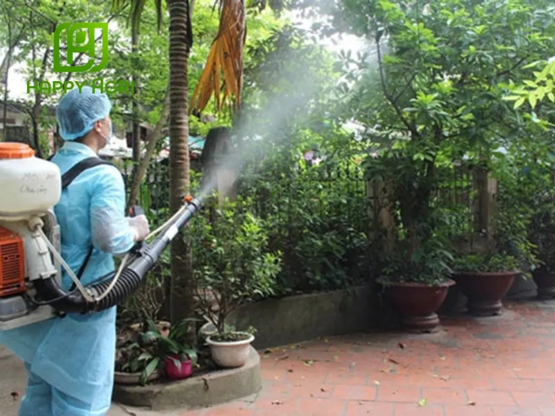 kỹ thuật phun hóa chất diệt muỗi an toàn, hiệu quả